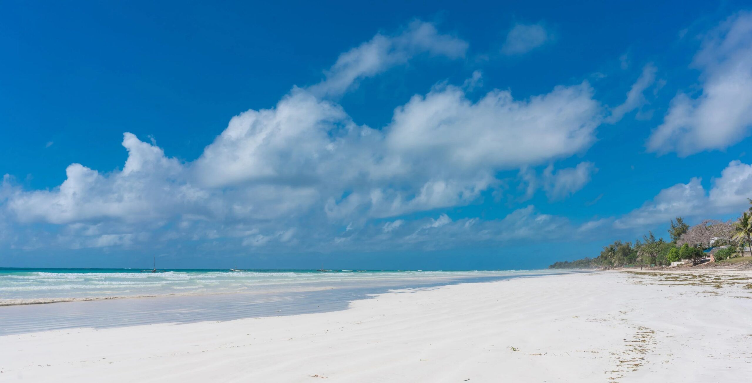 Rit van Tsavo naar de zuidkust voor ontspanning aan het strand